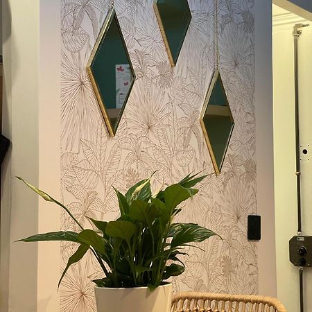 Apartamento Le Petit Cocon Parisien Le Kremlin-Bicêtre Exterior foto