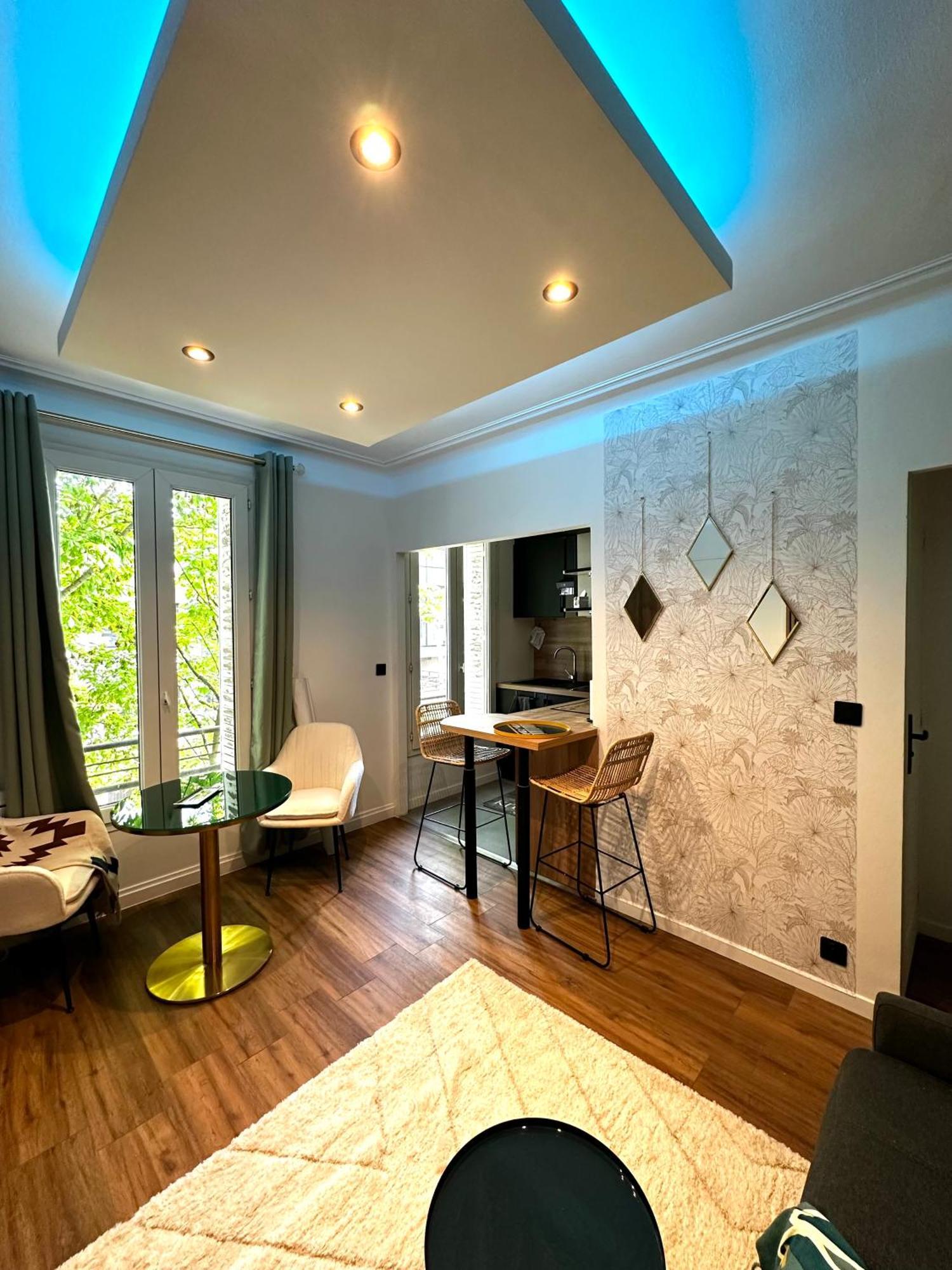 Apartamento Le Petit Cocon Parisien Le Kremlin-Bicêtre Exterior foto